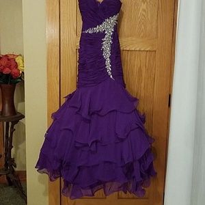 Tony Bowls formal/ prom dress